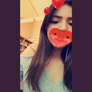 Meet your Posher, Laci